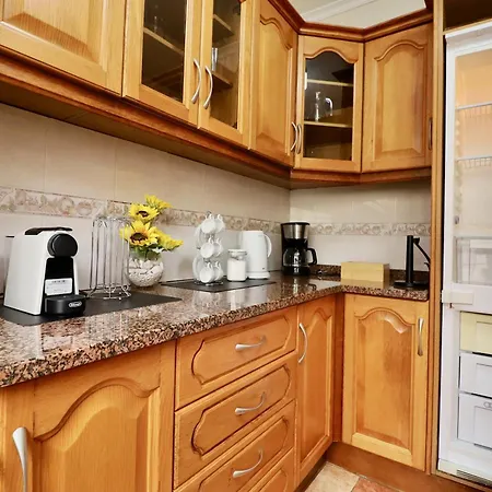 别墅 Rose By Analodges *