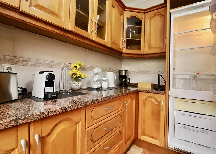 别墅 Rose By Analodges *